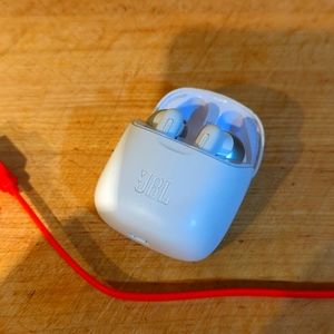 JBL Earbuds
